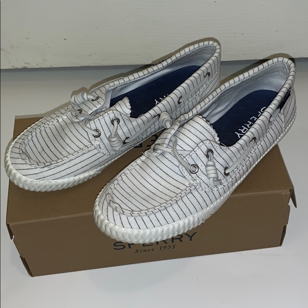 Sperry boat shoes